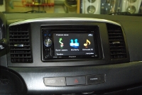   Pioneer AVIC-F900BT  Mitsubishi Lancer X